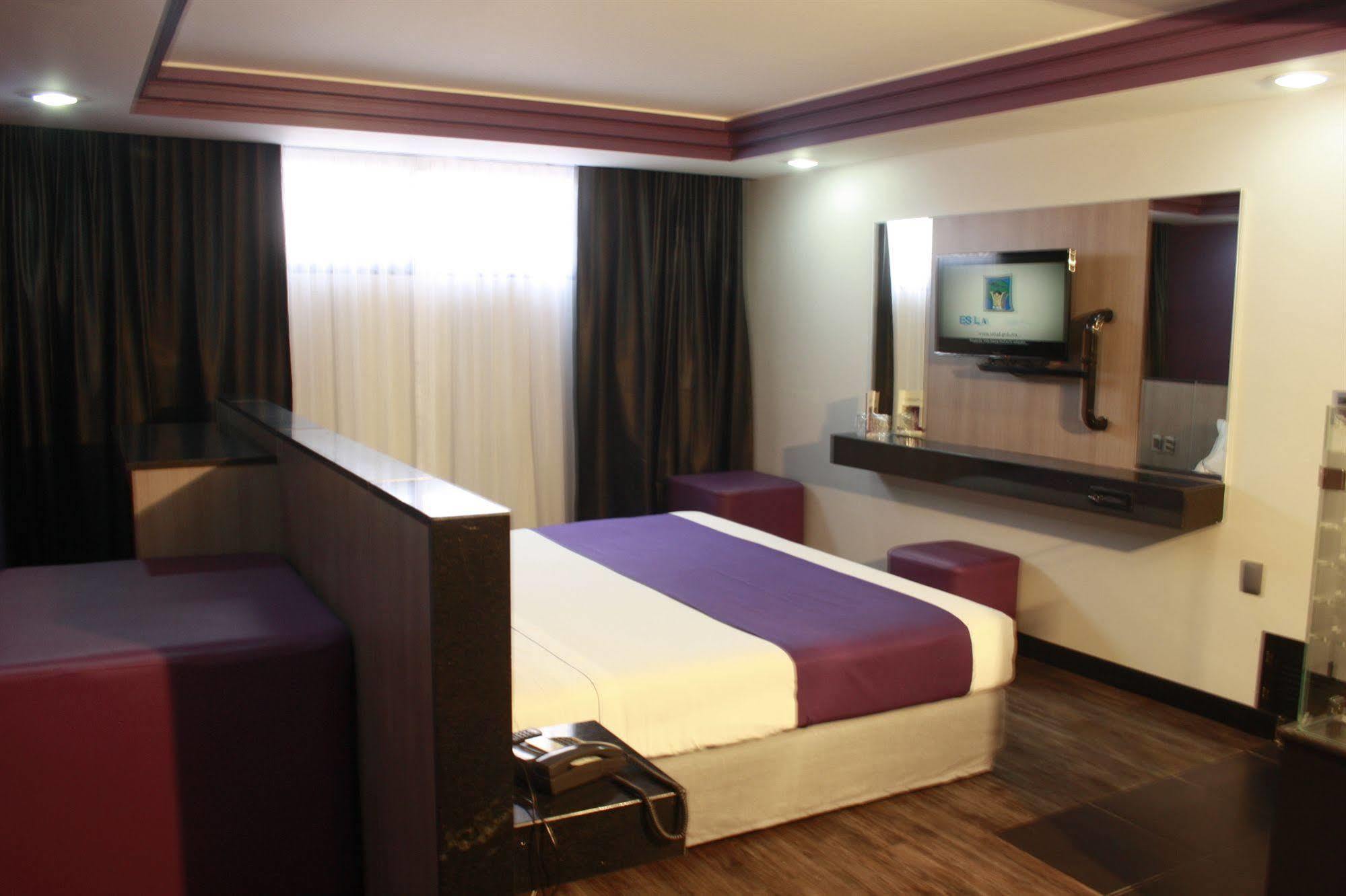 Hotel Max Mexico City